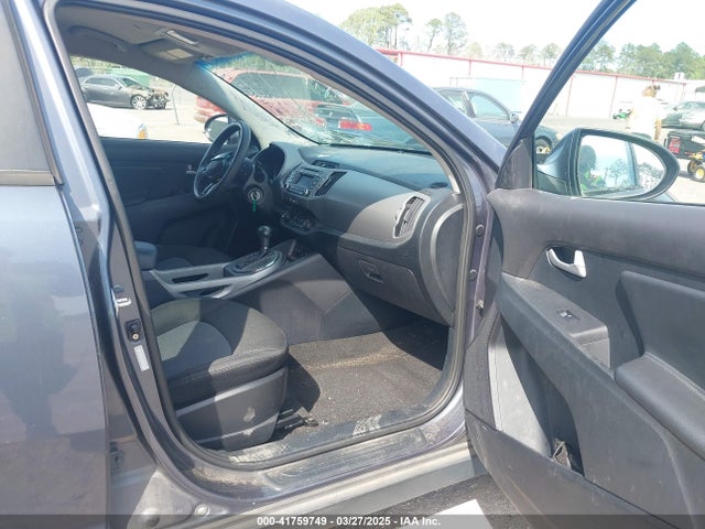 KNDPB3AC9F7757711 KIA Sportage Lx
