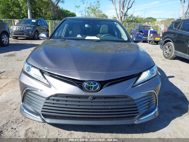 4T1F11AK8PU719556 Toyota CAMRY XLE