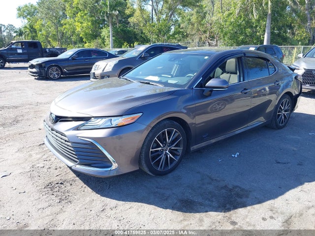 4T1F11AK8PU719556 Toyota CAMRY XLE