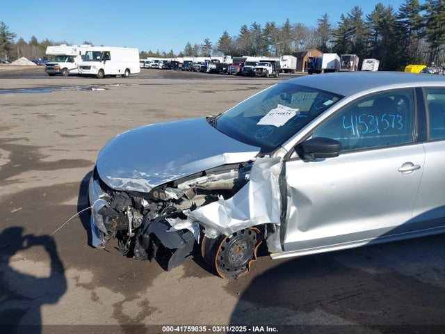 2013 Volkswagen Jetta 2.0l S მანქანა იყიდება აუქციონზე, vin: 3VW2K7AJ8DM281449, აუქციონის ნომერი: 41759835