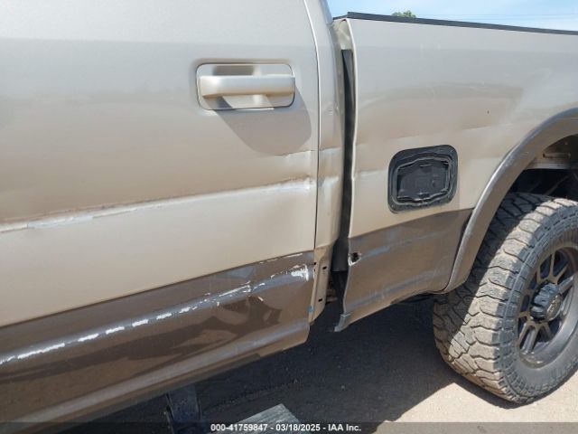 1FT7W2BT8HEF10580 Ford F-250 Lariat