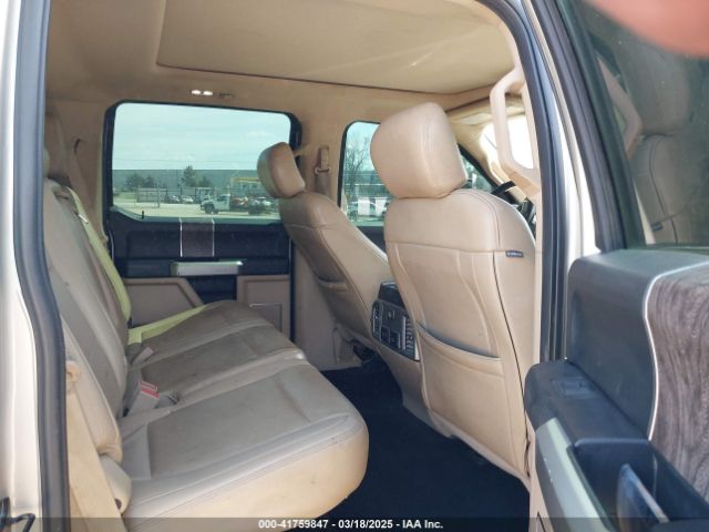 1FT7W2BT8HEF10580 Ford F-250 Lariat