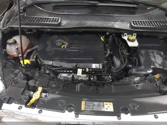 1FMCU9GD1HUE27556 Ford ESCAPE SE