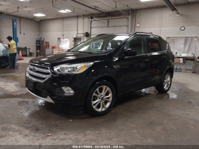 1FMCU9GD1HUE27556 Ford ESCAPE SE