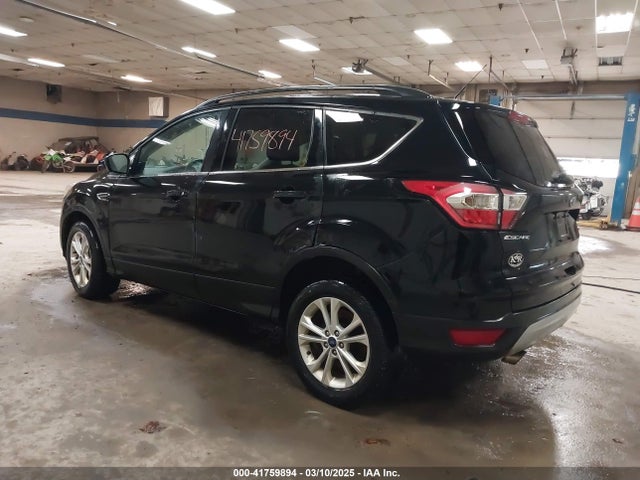 1FMCU9GD1HUE27556 Ford ESCAPE SE