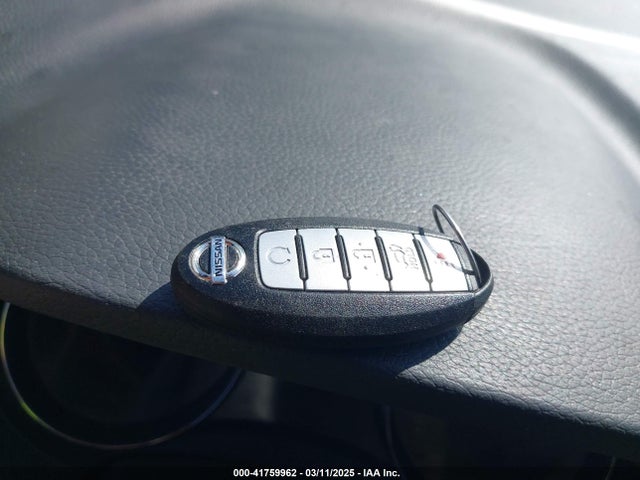 Nissan ROGUE SV 2018 5N1AT2MV2JC776705 Image 11