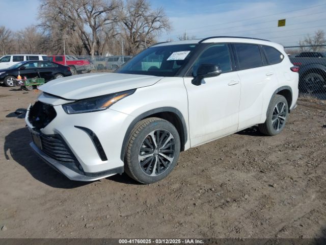 5TDJZRBH1NS223427 Toyota Highlander Xse