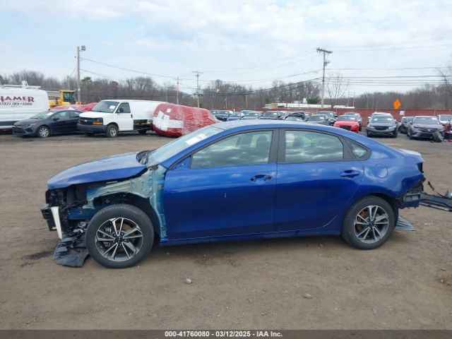 3KPF24AD1PE602579 KIA Forte Lxs