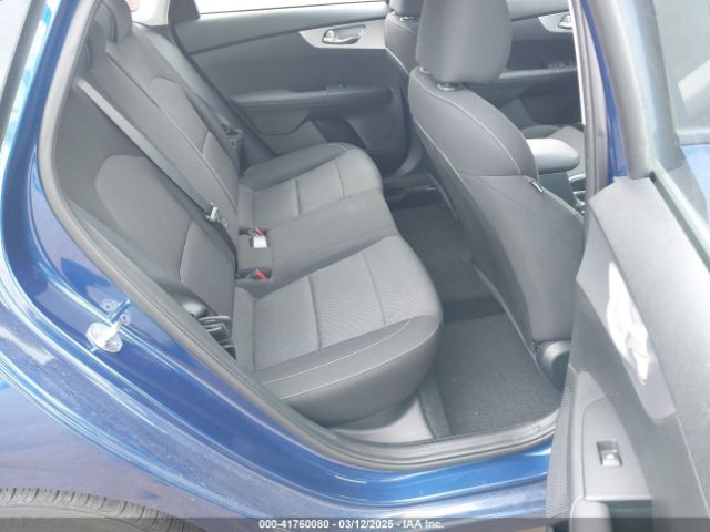 3KPF24AD1PE602579 KIA Forte Lxs