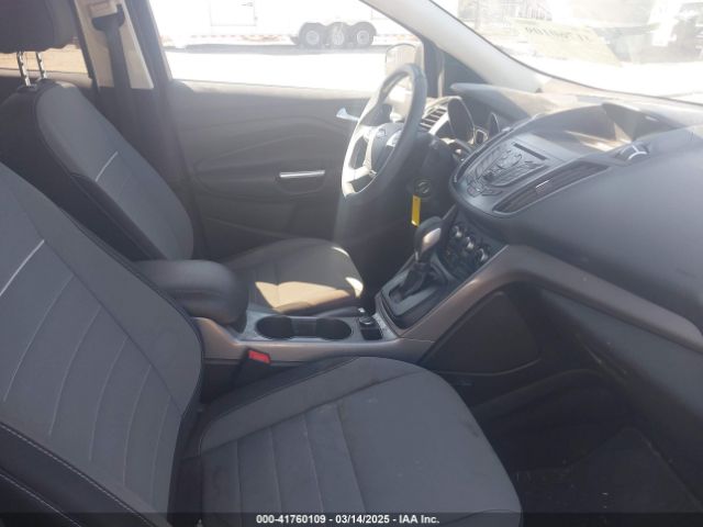 1FMCU9GX9FUC53954 Ford ESCAPE SE