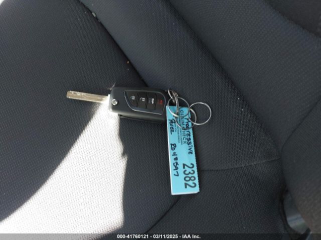 JTDEPMAE8MJ153535 Toyota COROLLA LE