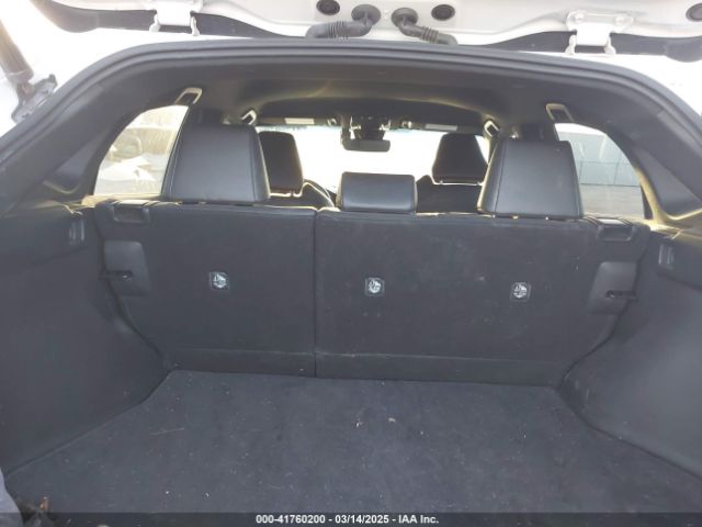 JTEAAAAH3NJ112266 Toyota Venza Xle