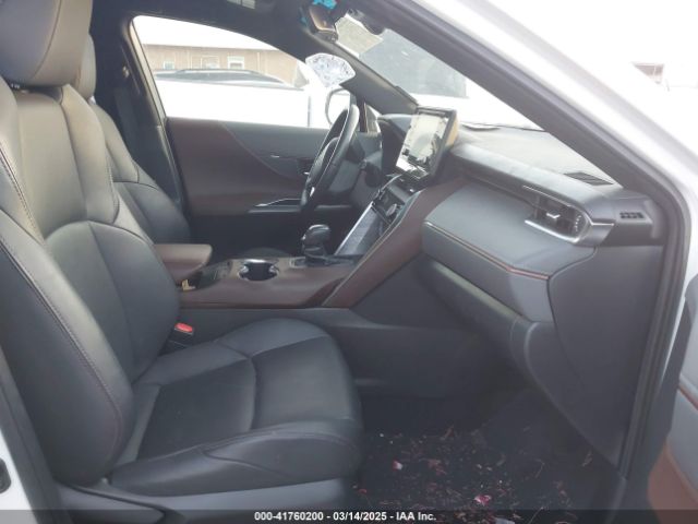 JTEAAAAH3NJ112266 Toyota Venza Xle