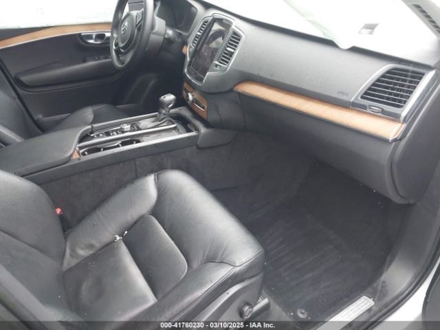 YV4A22PK9M1740841 Volvo Xc90 T6 Momentum 7 Passenger