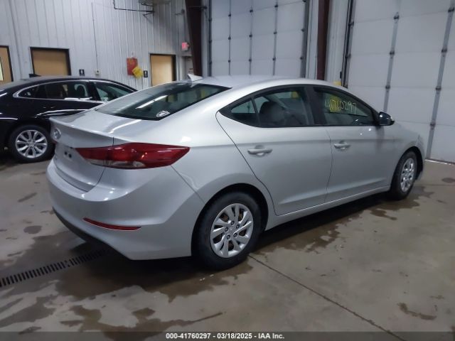 5NPD74LF3HH207811 Hyundai ELANTRA SE