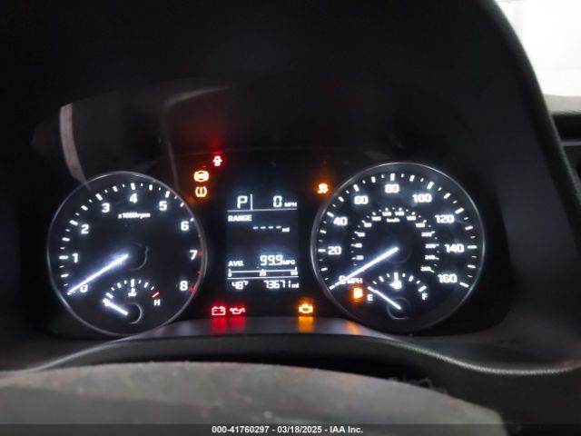 5NPD74LF3HH207811 Hyundai ELANTRA SE