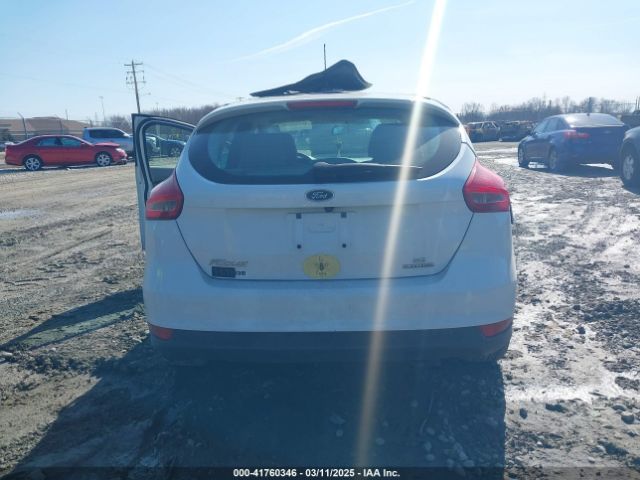 1FADP3K29GL291416 Ford FOCUS SE