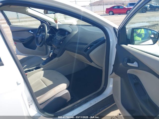 1FADP3K29GL291416 Ford FOCUS SE