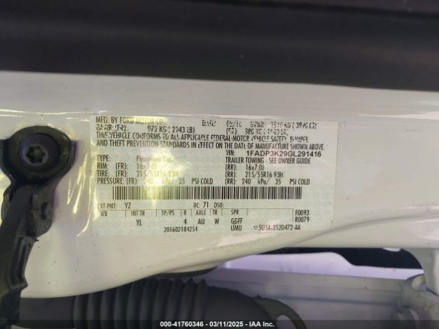 1FADP3K29GL291416 Ford FOCUS SE