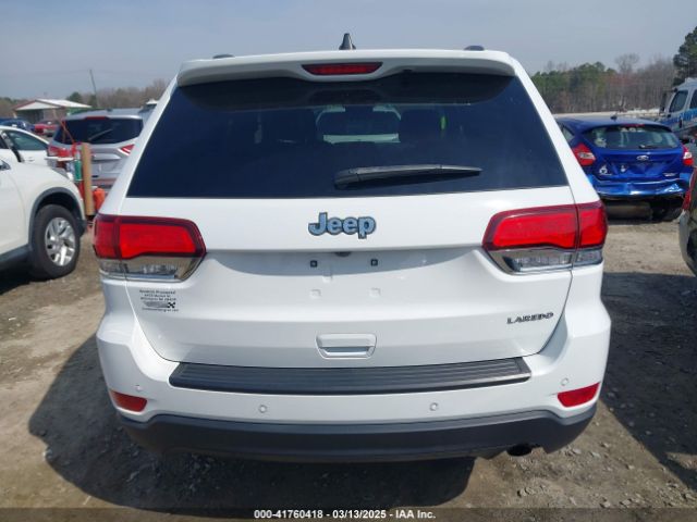 1C4RJEAG9MC657543 Jeep Grand Cherokee Laredo E 4x2