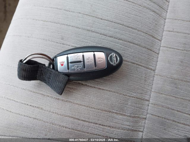 JN8AE2KP7H9170041 Nissan Quest Sv