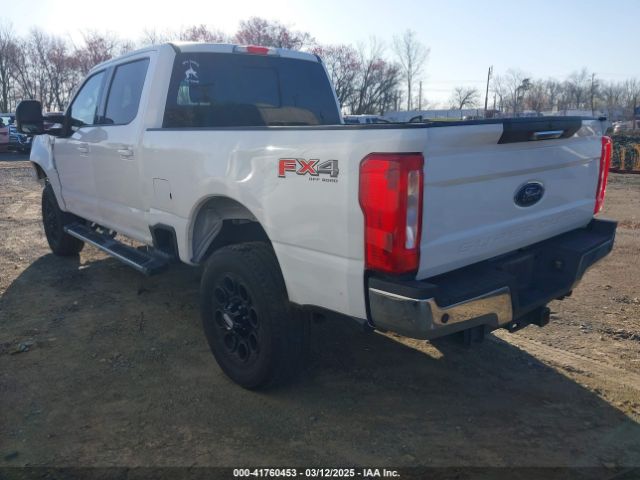 1FT7W2BT0KEE87142 Ford F-250 Lariat