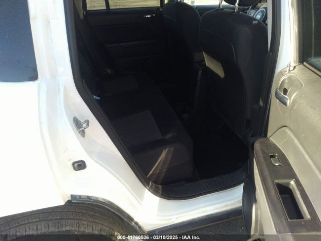 1C4NJCBB7ED508470 Jeep Compass Sport