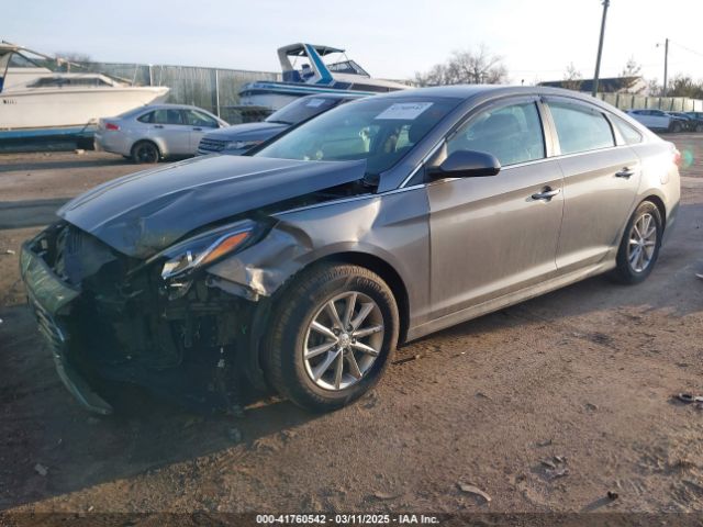 5NPE24AF0KH751891 Hyundai SONATA SE
