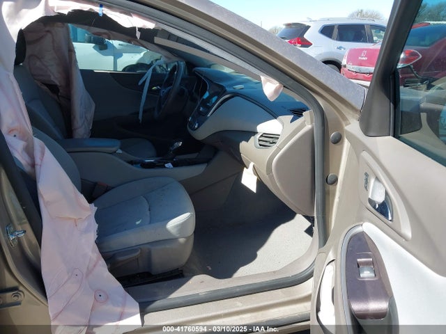 1G1ZB5ST1NF190538 Chevrolet Malibu Fwd Ls