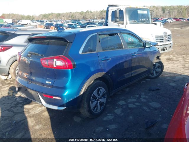 KNDCC3LCXH5038233 KIA NIRO EX