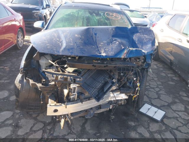 KNDCC3LCXH5038233 KIA NIRO EX