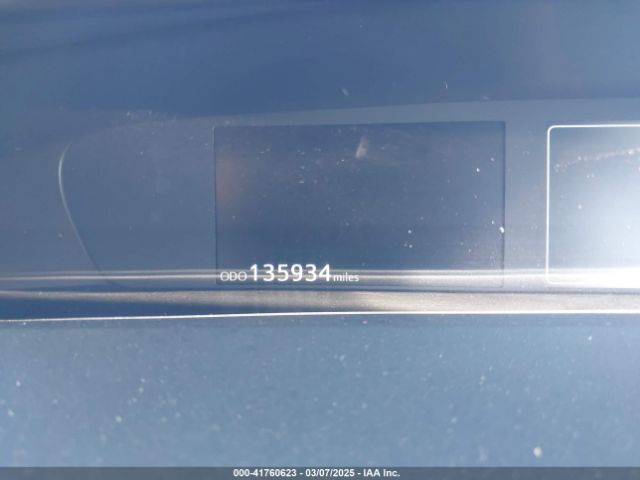 JTDKAMFU0N3161557 Toyota Prius Le