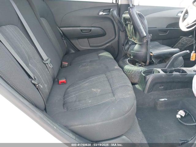 1G1JC6SH6F4166390 Chevrolet Sonic Lt Auto