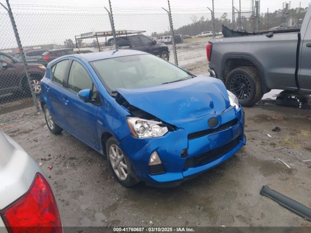 JTDKDTB34E1571983 Toyota Prius C Three