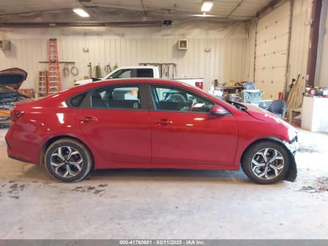 3KPF24AD6ME326248 KIA Forte Lxs