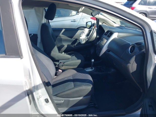 Nissan Versa Note Sv 2019 3N1CE2CP9KL360038 Image 5