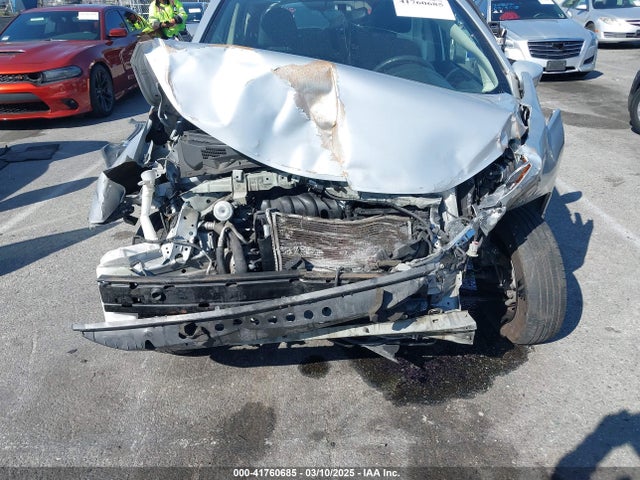Nissan Versa Note Sv 2019 3N1CE2CP9KL360038 Image 6