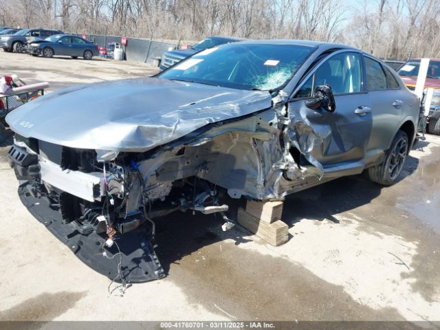 KNAG64J78S5311081 KIA K5 Gt-line