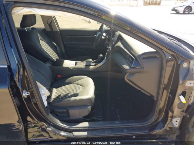 4T1G11AK3RU223085 Toyota CAMRY SE