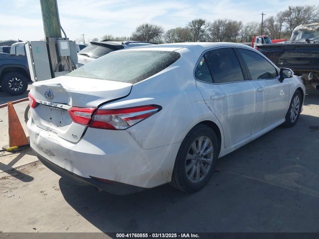 4T1B11HK1JU109185 Toyota CAMRY LE