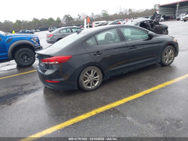 5NPD84LF6JH229868 Hyundai ELANTRA SEL