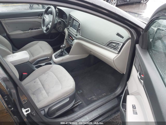 5NPD84LF6JH229868 Hyundai ELANTRA SEL