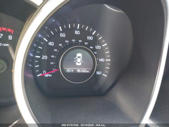 5XXGM4A76FG422917 KIA Optima Lx
