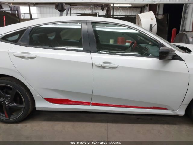 2HGFC2F89KH533782 Honda Civic Sport