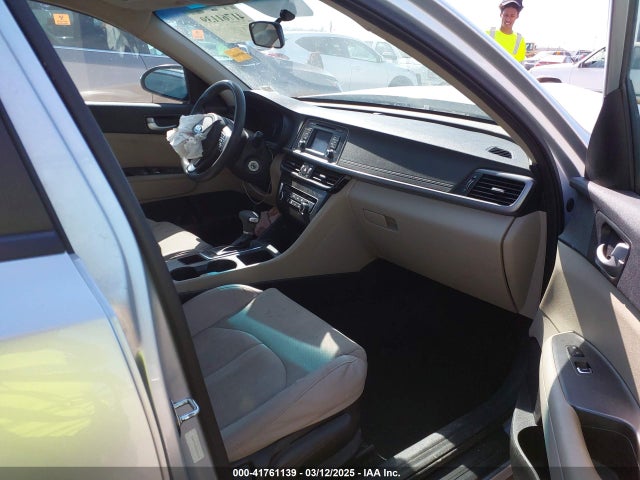 5XXGT4L32GG009150 KIA Optima Lx
