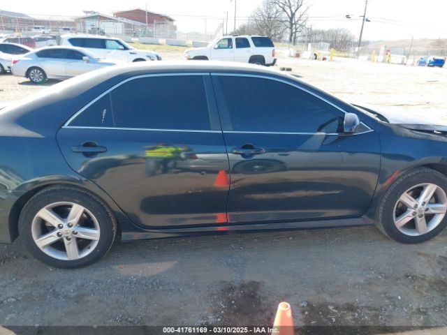 4T1BF1FK9EU386712 Toyota CAMRY SE