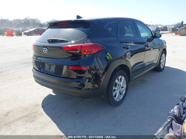 KM8J23A43KU951138 Hyundai TUCSON SE