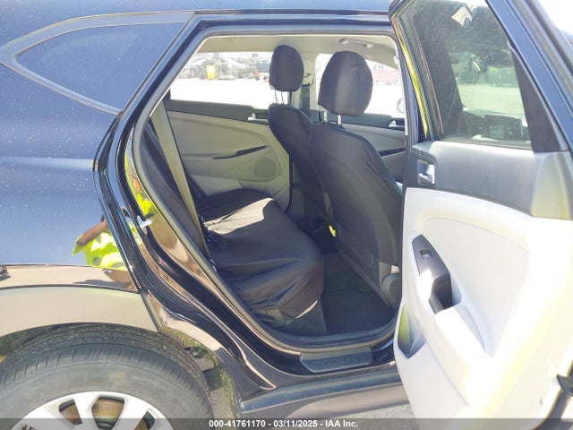 KM8J23A43KU951138 Hyundai TUCSON SE