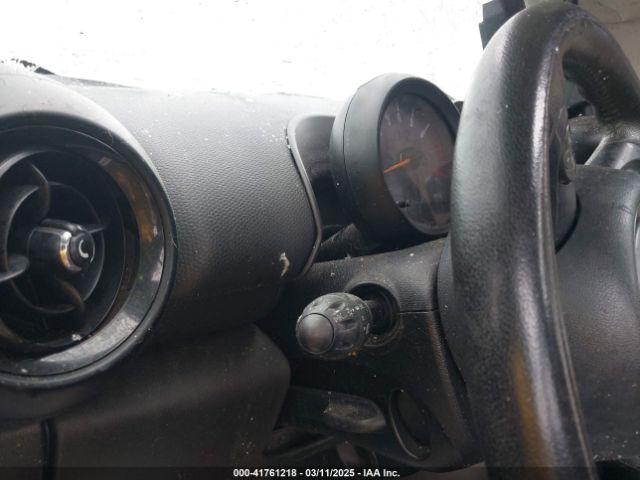 2015 MINI COUNTRYMAN WMWZB3C59FWR43209 Photo 6