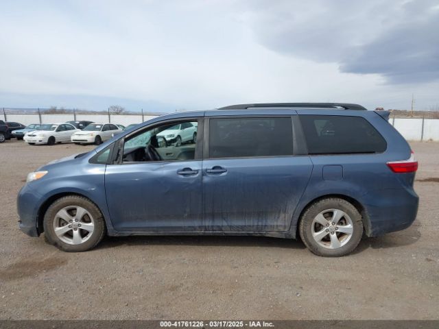 5TDKK3DC0FS557747 Toyota Sienna Le 8 Passenger